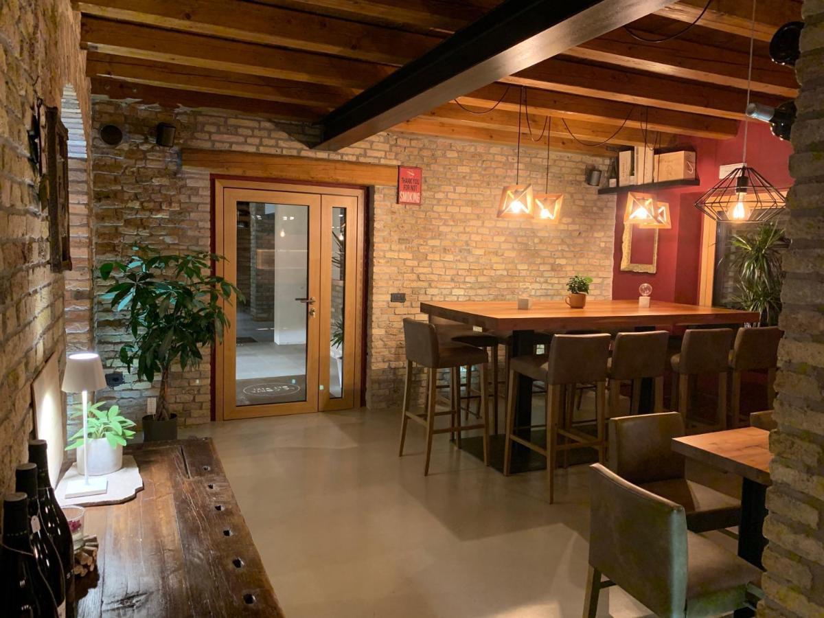B&B La Corte Dei Vizi Clauiano Exterior foto